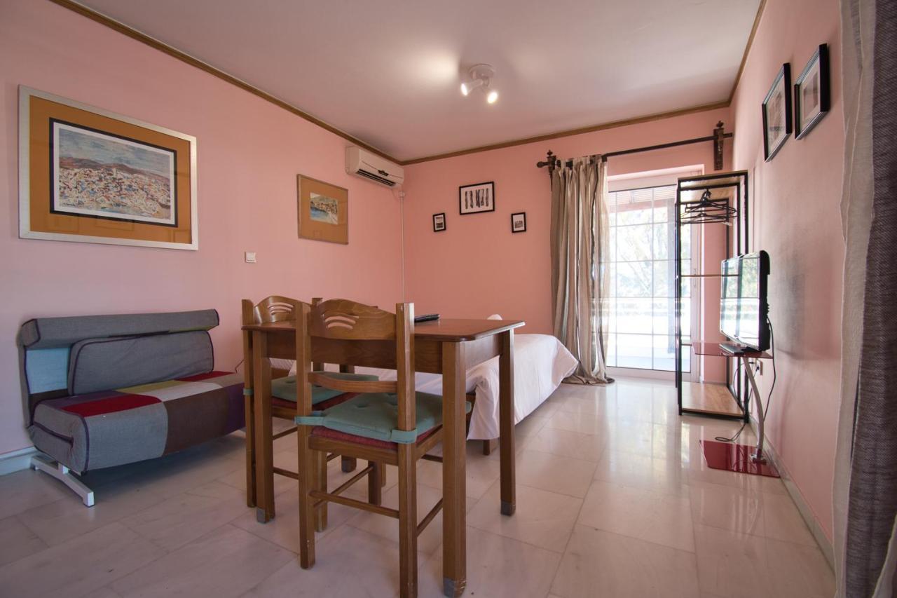 Tiny Studio Marousi Area Apartment Athens Luaran gambar